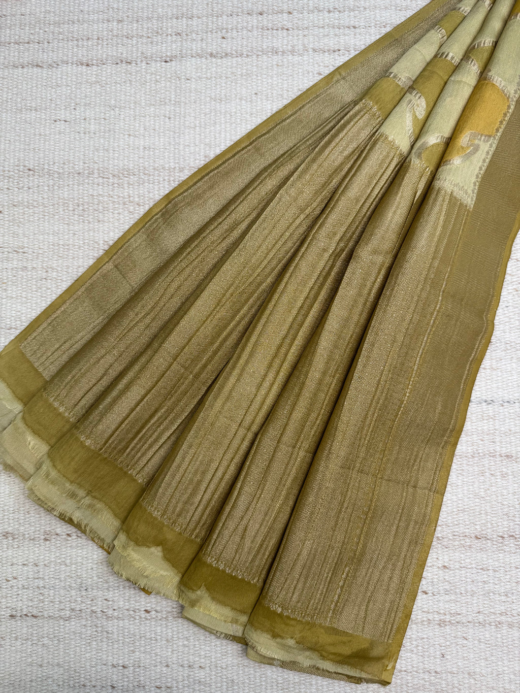 Golden Wrinkle Chiffon Leheriya Saree