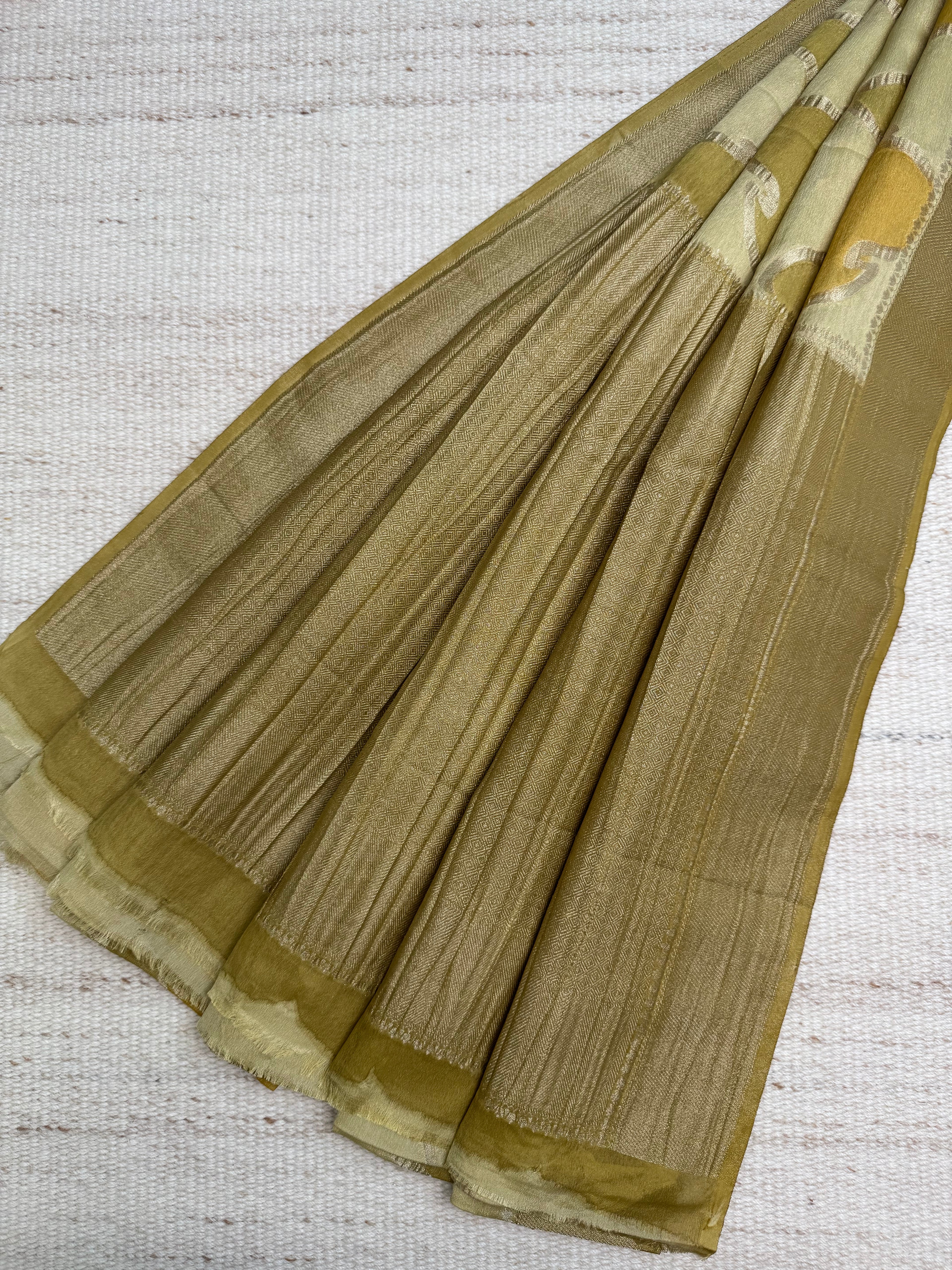 Golden Wrinkle Chiffon Leheriya Saree