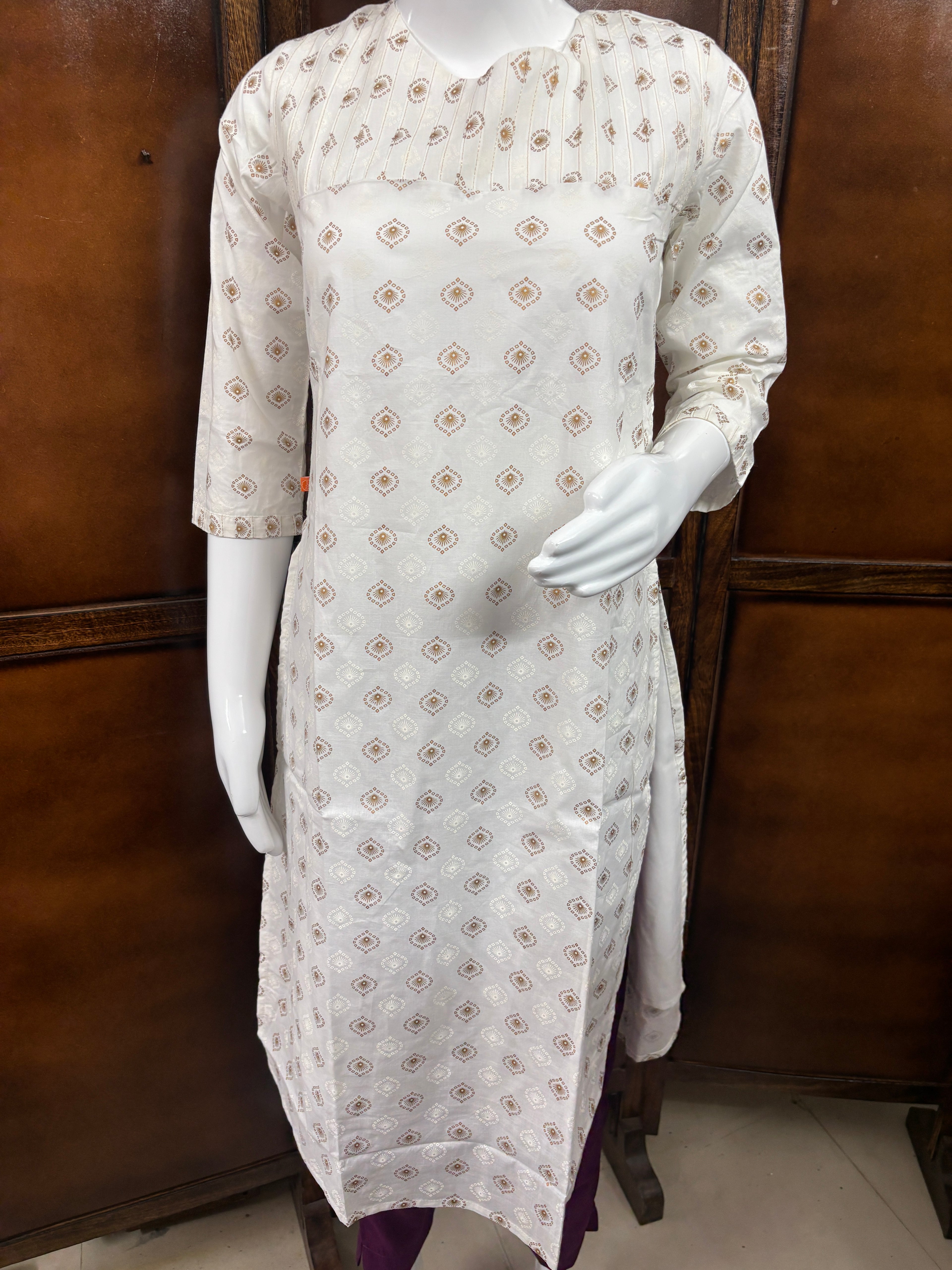 White Foil Print Casual Kurti