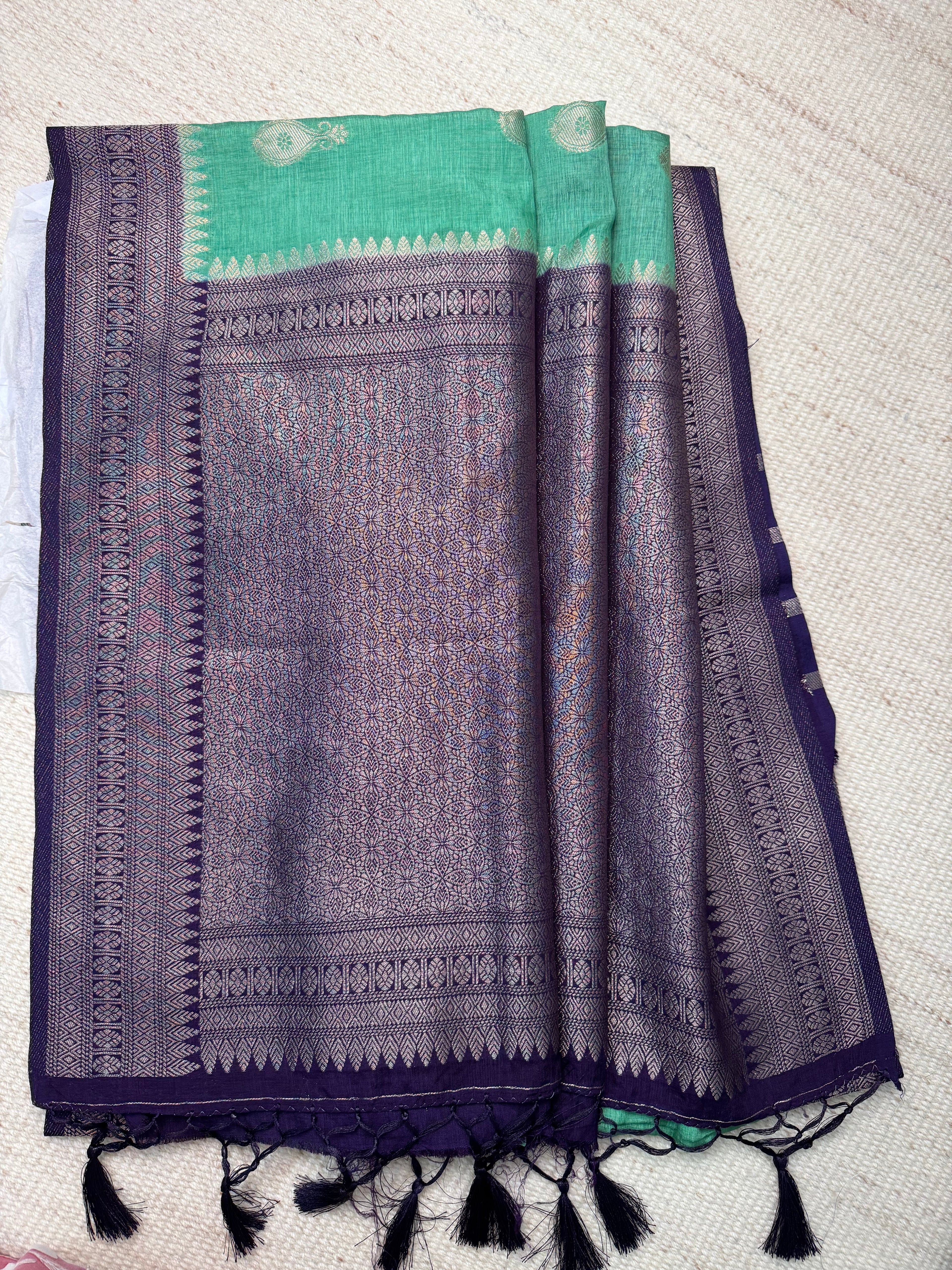 Sea Green Linen Dola Saree
